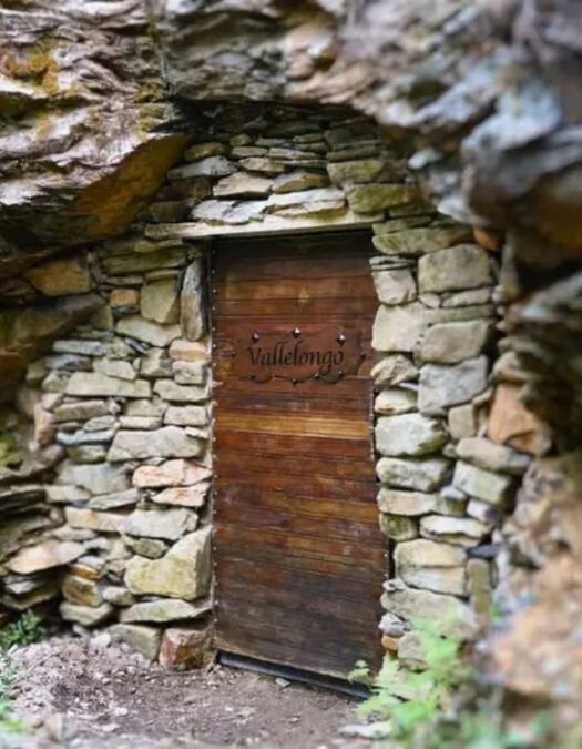 Entrada mina de Vallelongo en Ocero