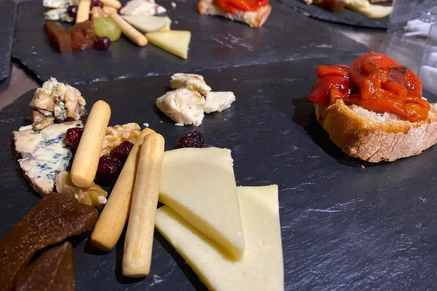 productos del Bierzo en la cata de vino Ponferrada