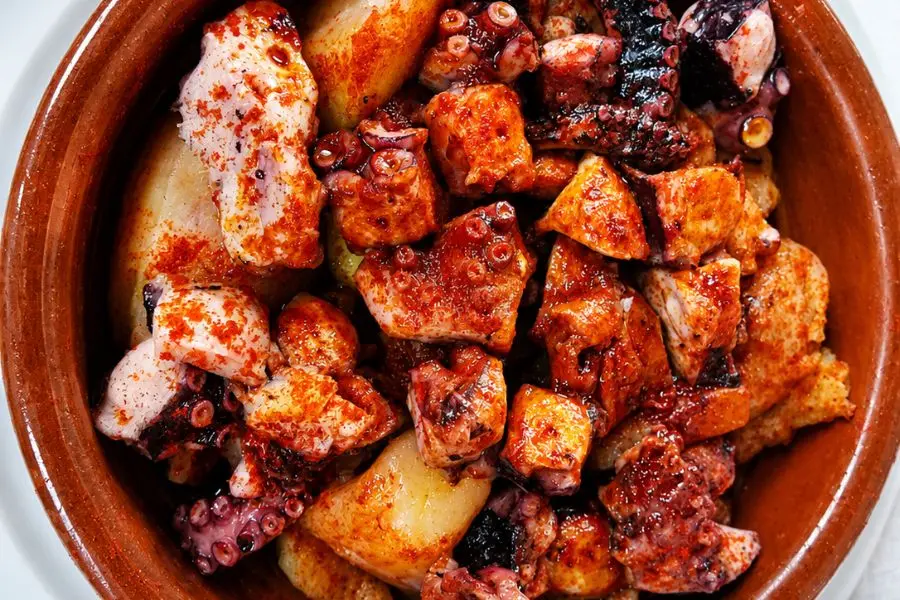 comer pulpo en El Espino